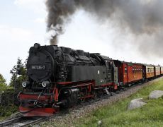Brocken (1142 m), DEU:
Der Brocken - ein freier Berg. Farbbildband von Hansjoerg Hoerseljau.
Nationalpark, Harz, Brocken, Mittelgebirge, Bildband, Zeitgeschichte
© Hansjoerg Hoerseljau
