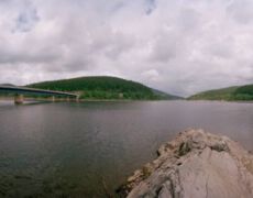 Altenau-Schulenberg, Niedersachsen, 04.07.2005: Okertalsperre im Harz - 360 Grad Panoramafotografie.
Talsperre, Stausee, Ufer, Bruecke, Harz, Wald, waldreich, Tal, Taeler, bewaldet, Waldlandschaft, Fichte, Fichtenwaelder, Landschaft, Oberharz, Mittelgebirge, Sommer, Erholungsgebiet, Fremdenverkehr, Harzwasserwerke, Niedersachsen, Panoramafoto, Panoramafotografie, echte, 360 Grad, Roundshot, Seitz, ungewoehnlich
© www.photoguerilla.com/hoerseljau
050704hh38n06-10