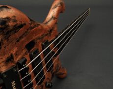 Gerald Marleau, BassGuitars, Sägemüllerstraße 37, 38678 Clausthal-Zellerfeld, +49 (0)5323 - 81747, fax +49 (0)5323 - 987137, email marleaux@marleaux-bass.com
© Hansjoerg Hoerseljau / www.bilderpoesie.de
071003hh5d