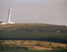 Brocken (1142 m), DEU:
Der Brocken - ein freier Berg. Farbbildband von Hansjoerg Hoerseljau.
Nationalpark, Harz, Brocken, Mittelgebirge, Bildband, Zeitgeschichte
© Hansjoerg Hoerseljau