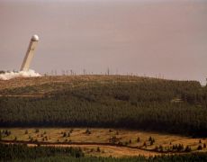 Brocken (1142 m), DEU:
Der Brocken - ein freier Berg. Farbbildband von Hansjoerg Hoerseljau.
Nationalpark, Harz, Brocken, Mittelgebirge, Bildband, Zeitgeschichte
© Hansjoerg Hoerseljau