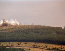 Brocken (1142 m), DEU:
Der Brocken - ein freier Berg. Farbbildband von Hansjoerg Hoerseljau.
Nationalpark, Harz, Brocken, Mittelgebirge, Bildband, Zeitgeschichte
© Hansjoerg Hoerseljau