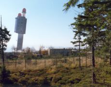 Brocken (1142 m), DEU:
Der Brocken - ein freier Berg. Farbbildband von Hansjoerg Hoerseljau.
Nationalpark, Harz, Brocken, Mittelgebirge, Bildband, Zeitgeschichte
© Hansjoerg Hoerseljau
