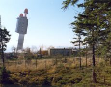 Brocken (1142 m), DEU:
Der Brocken - ein freier Berg. Farbbildband von Hansjoerg Hoerseljau.
Nationalpark, Harz, Brocken, Mittelgebirge, Bildband, Zeitgeschichte
© Hansjoerg Hoerseljau