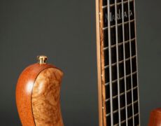 Gerald Marleau, BassGuitars, Sägemüllerstraße 37, 38678 Clausthal-Zellerfeld, +49 (0)5323 - 81747, fax +49 (0)5323 - 987137, email marleaux@marleaux-bass.com
© Hansjoerg Hoerseljau / www.bilderpoesie.de