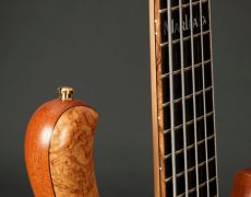 Gerald Marleau, BassGuitars, Sägemüllerstraße 37, 38678 Clausthal-Zellerfeld, +49 (0)5323 - 81747, fax +49 (0)5323 - 987137, email marleaux@marleaux-bass.com
© Hansjoerg Hoerseljau / www.bilderpoesie.de