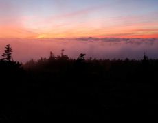 Brocken (1142 m), DEU:
Der Brocken - ein freier Berg. Farbbildband von Hansjoerg Hoerseljau.
Nationalpark, Harz, Brocken, Mittelgebirge, Bildband, Zeitgeschichte
© Hansjoerg Hoerseljau