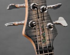 Gerald Marleau, BassGuitars, Sägemüllerstraße 37, 38678 Clausthal-Zellerfeld, +49 (0)5323 - 81747, fax +49 (0)5323 - 987137, email marleaux@marleaux-bass.com
© www.photoguerilla.com/hoerseljau
061201hh5d